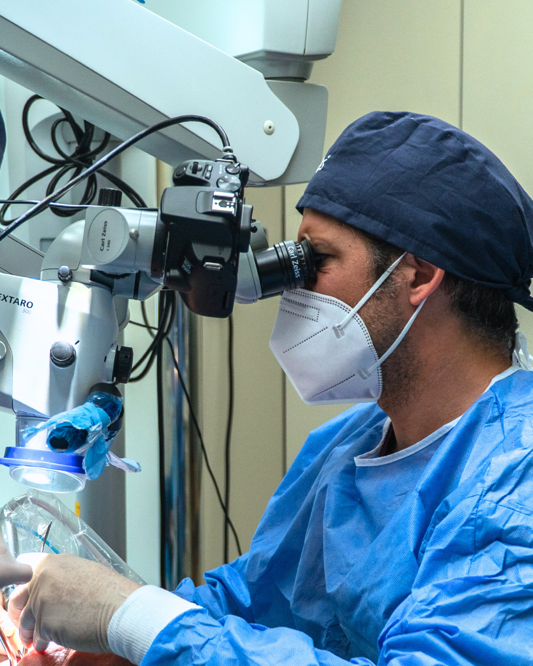 Dr. Valderrama - Especialista en Estética Dental